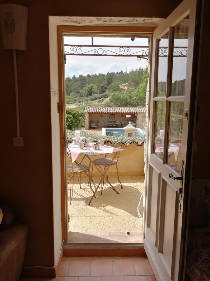 Hôtel Mas en Baronnies Provençales à Eygaliers  Chambre photo
